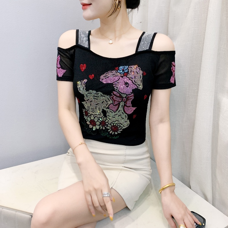 Streetwear Brand Ladies T-Shir - Streetwear Brand With Flowers 评论和价格
