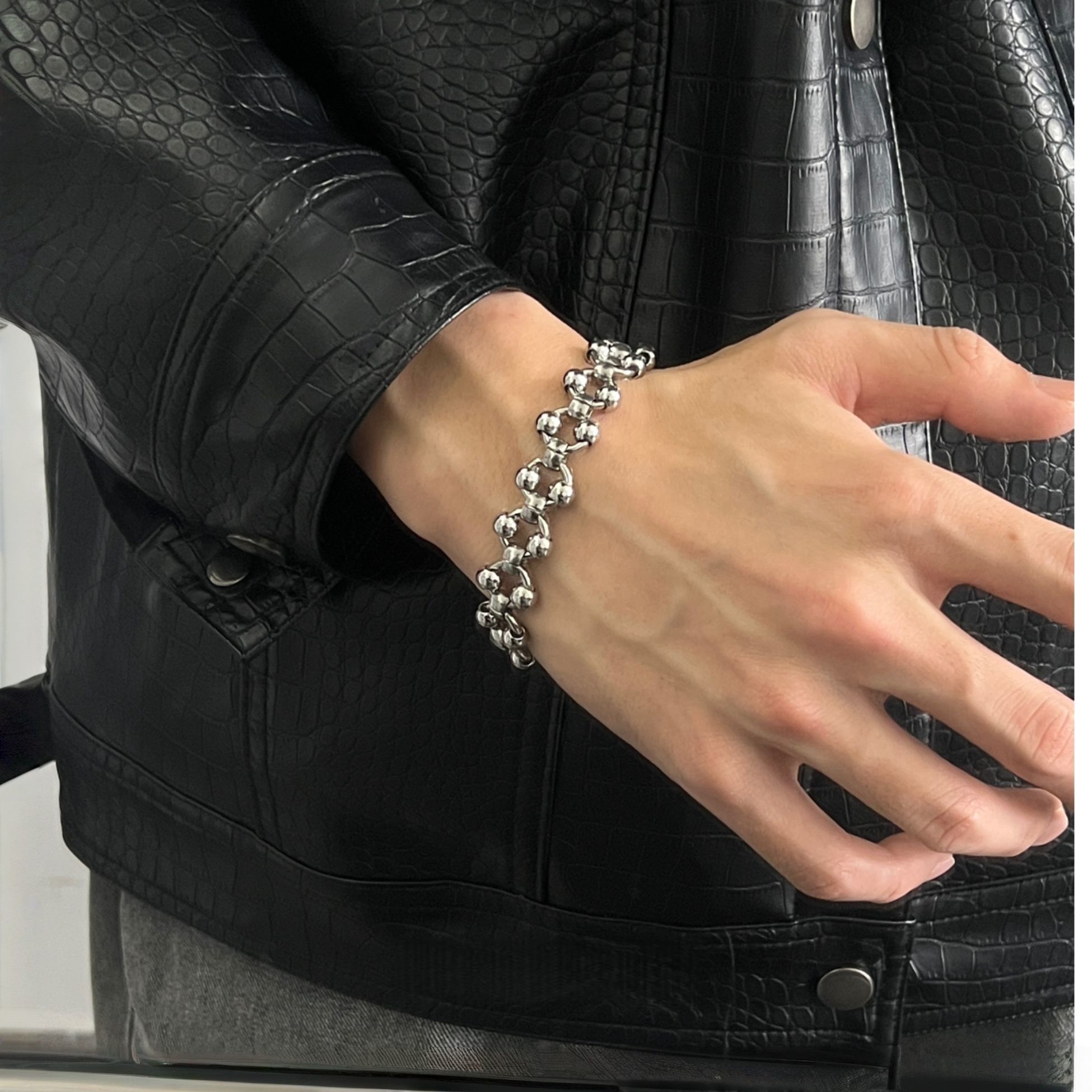 Heavy Punk Hollow Steel Bead B - Streetwear Brand Niche 评论和价格